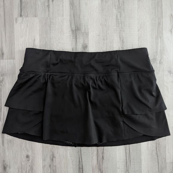 Athleta Momentum Skort in Black, Large (W5) - Picture 2 of 9